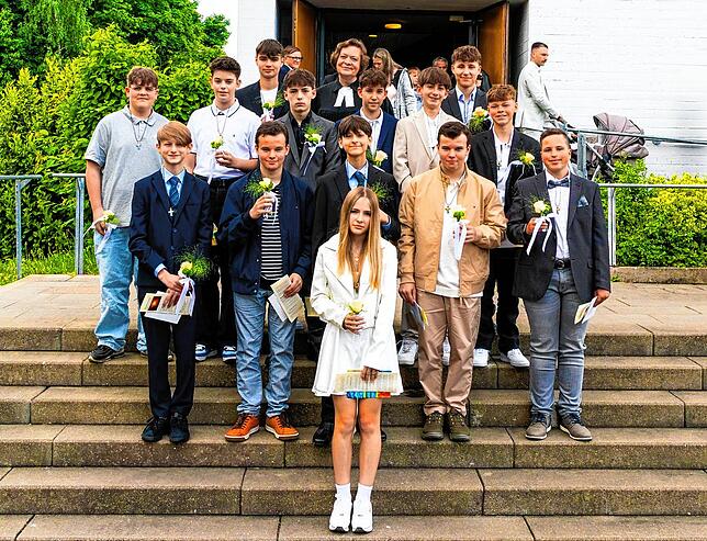 Bild 9: Heiliges Sakrament: Alle Bilder zur Kommunion und Konfirmation im Hegau