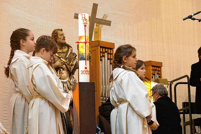 Bild 23: Die schönsten Bilder der Feier der Altarweihe in der Kirche St. Oswald in Stockach (Teil 1)