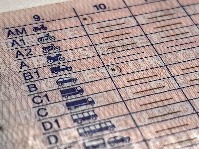 Der Führerschein Klasse B, mit dem Fahrzeuge bis 3,5 Tonnen gefahren werden dürfen, ist nach wie vor sehr beliebt im Schwarzwald-Baar-Kreis.