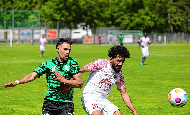 Bild 16: Vor Meisterfeier: Türk. SV Singen und VfR Stockach trennen sich 1:1. Wir haben die besten Bilder.