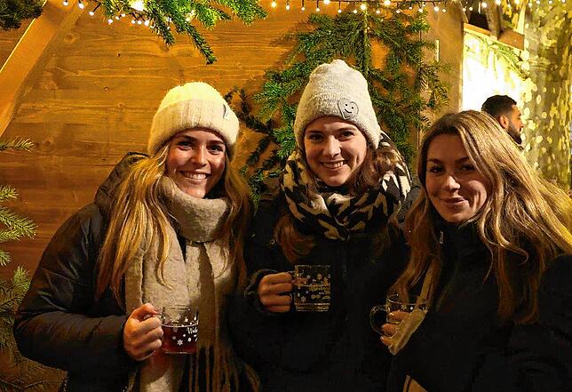 Bild 24: Hincooker auf dem Weihnachtsmarkt: Weihnachtsmann, Taschengeld vom Franz und 2000 Euro Spenden