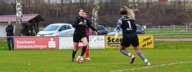 Bild 25: Unsere Bildergalerie vom Frauen-Bezirksliga-Spitzenspiel zwischen Kirchen-Hausen und Wolterdingen