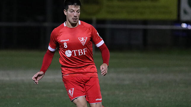 Archivbild: Dominik Compagnucci Almeida verbringt im Trikot des 1.FC Rielasingen-Arlen.
