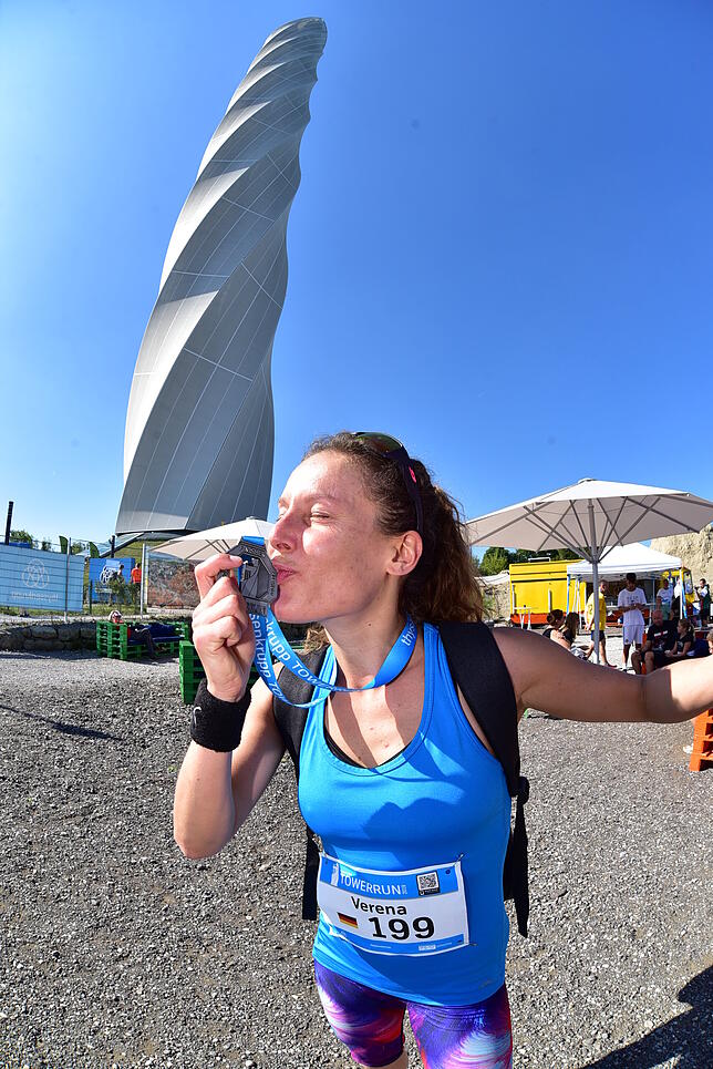 Bild 7: Bilder und Videos vom Thyssenkrupp Towerrun 2019