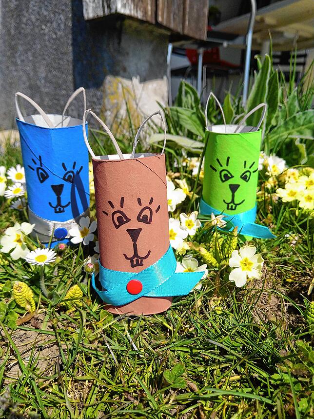 Bild 4: Wie aus Klopapierrollen Osterhasen werden: In Videos und Bildern Schritt für Schritt erklärt