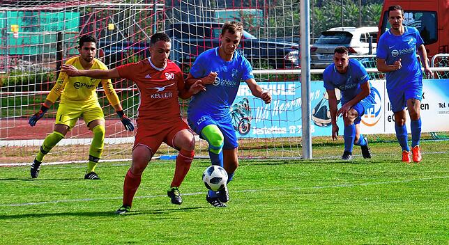 Bild 5: SV Jestetten qualifiziert sich durch ein 5:0 gegen den TuS Efringen-Kirchen für die Hauptrunde im SBFV-Rothauspokal &ndash; und wir haben Bilder!