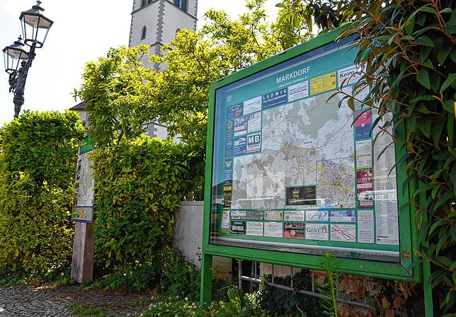 Die Gästeinformation und eine Eventhütte kommen in eine geplante Pergola am Nordrand des Parks.