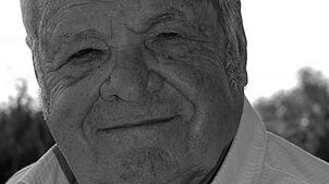 Klaus Döbele dirigierte mehrere Männerchöre. Jetzt ist er im Alter von 87 Jahren gestorben.