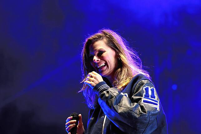 Bild 45: Campus Festival 2024 - Bilder von Juli, Juju und ihren Fans