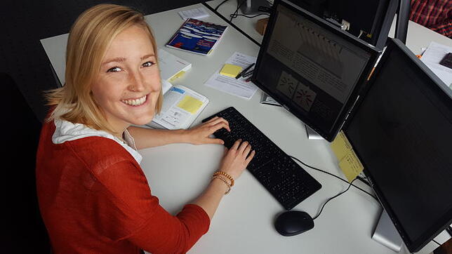 Nina Utzelmann arbeitet für ihre Bachelorarbeit nicht nur vor dem Computer.