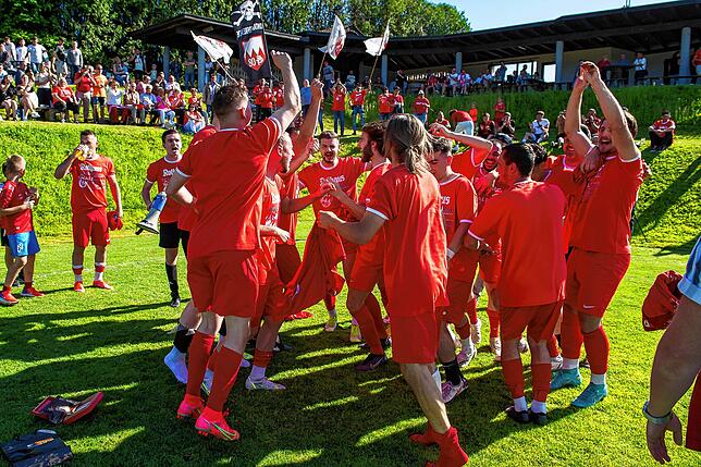 Bild 1: FC Tiengen 08 gewinnt den Rothaus-Bezirkspokal &ndash; und wir haben Bilder!