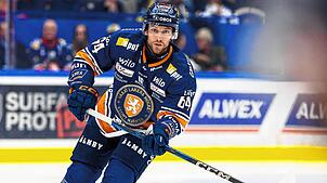 Eric Martinsson, hier im Trikot des schwedischen Erstligisten Växjö Lakers, wird in der kommenden Saison für die Schwenninger Wild Wings ...