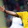 Fußball-Schiedsrichter bekommen während einer Partie oft Gegenwind &ndash; von Spielern, Trainer und auch Fans.