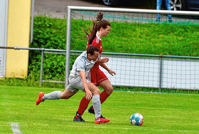 Bild 47: SV Niederhof besiegt SG Ebnet mit 4:1 im Hinspiel der Verbandsliga-Relegation &ndash; wir haben Bilder!