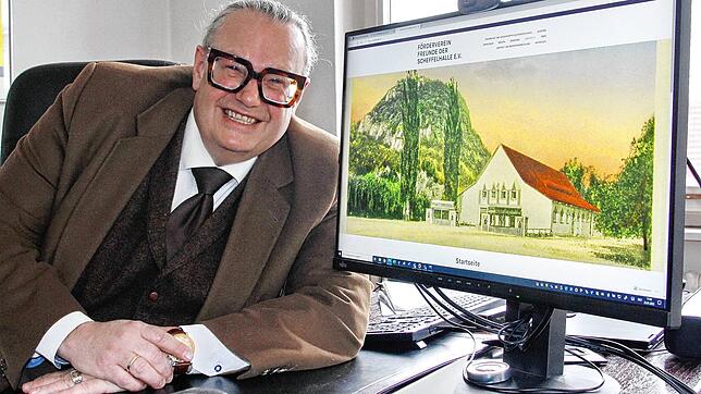 Die Liebe zur Scheffelhalle wurde ihm schon mit ins Leben gegeben und begleitet ihn bis heute: Als Vorsitzender des Fördervereins setzt ...