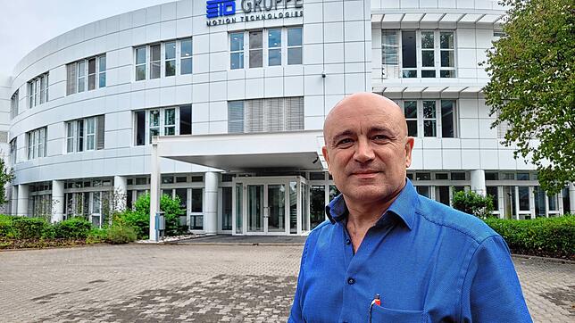 Nikolaus Benke auf dem Firmengelände von Eto am Hauptstandort in Stockach. Er arbeitet seit 28 Jahren für Eto &ndash; anfangs in der ...