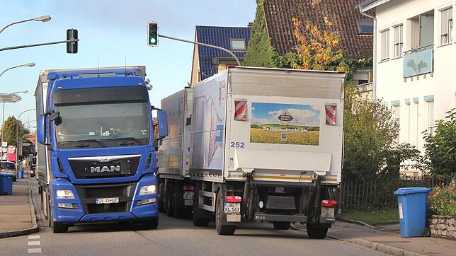 An der Zahl der Fahrzeuge, die täglich durch Schwörstadt fahren, wird auch der Lärmschutzplan nichts ändern. Aber langsamer werden sie ...