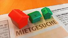 (Symbolbild) In Konstanz ist der Wohnungsmarkt hart umkämpft. Es ist schwer, eine günstige Wohnung zu finden.