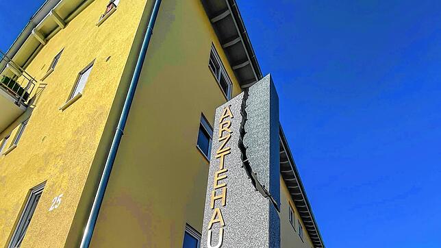 Wie lässt sich die medizinische Versorgung im Rothauser Land sicherstellen? Das Ärztehaus in Grafenhausen trägt dazu bei, jetzt soll ...