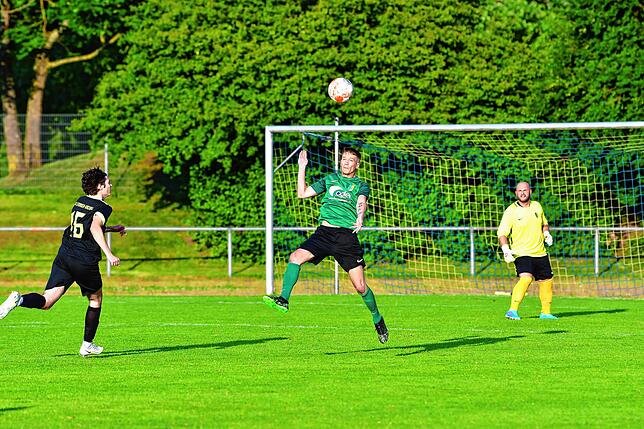 Bild 9: SV Herten besiegt den TuS Efringen-Kirchen mit 3:1 &ndash; und wir haben Bilder!