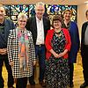 Nun ist der Wechsel beim Haus am Hohentwiel auch offiziel vollzogen. Im Bild (von links) Torsten Kalb (Stadt Singen), Claudia Laucht ...