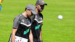 Die Radolfzeller Trainer Steffen Kautzmann (links) und Philip Weidmann haben nach dem 3:1 über Möhringen die Tabellenführung im Visier.