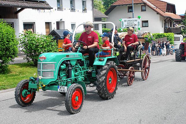 Bild 26: Gute Laune beim Bezirksmusikfest in Lausheim