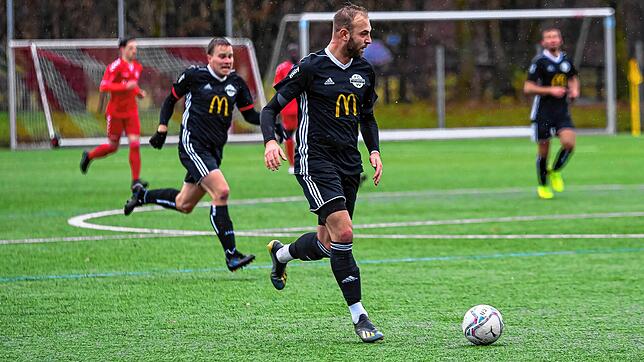 Bild 6: FC Wallbach holt sich einen Punkt bei der U23 des FV Lörrach-Brombach &ndash; und wir haben Bilder!