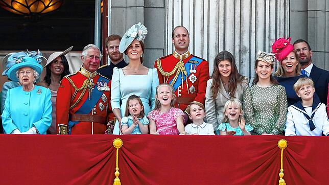 Durch den Tod der Queen ändert sich einiges in der britischen Königsfamilie. Namen, Titel und Thronfolge lauten künftig anders.