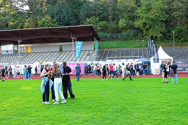 Bild 31: Konstanz: Elektro-Festival am See: Tausende singen, tanzen und feiern auf dem Gute-Zeit-Festival