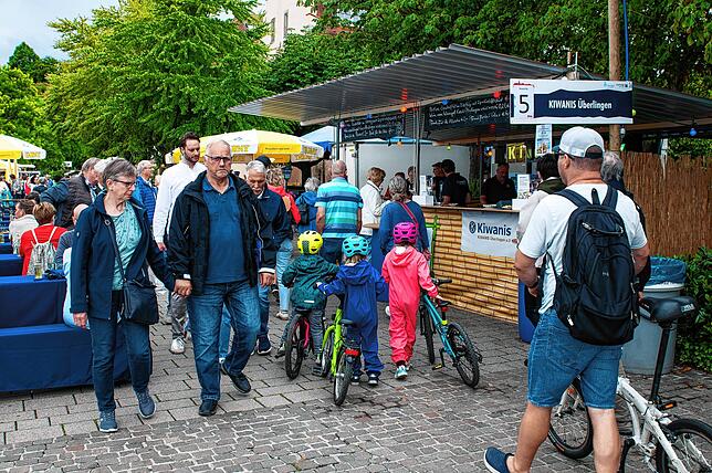 Bild 18: Promenadenfest in Überlingen eröffnet – so schön war der Start am Bodensee: Die schönsten Bilder