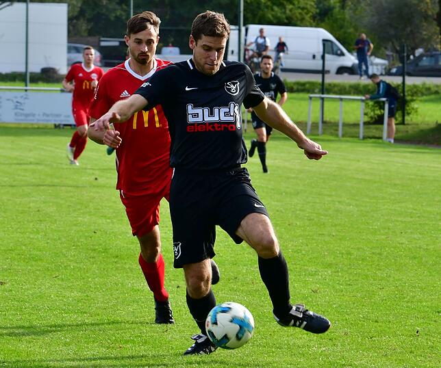 Bild 8: FC Wallbach muss mit einem 1:1 gegen den SV Buch zufrieden sein &ndash; und wir haben Bilder!