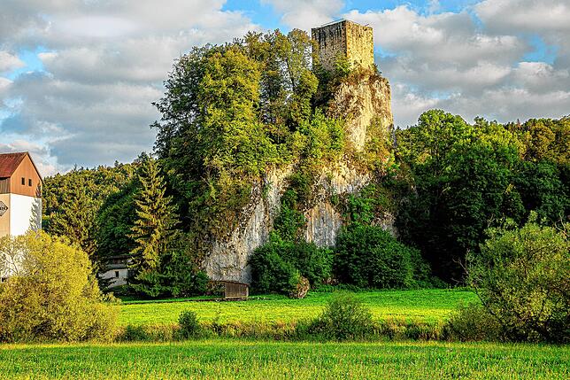 Selbst landschaftliche Schönheiten und historische Kostbarkeiten wie die Ruine Dietfurt können die Gastronomie nicht vor den Folgen der ...