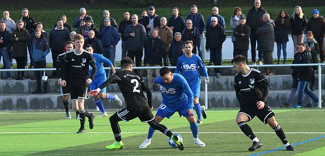 Bild 26: Tabellenführer SV 08 Laufenburg siegt 5:2 beim Verfolger FC Erzingen und wir haben die Bilder