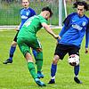Prinzip Hoffnung: Noah Calvin (rechts) und der FV Degerfelden gewannen das Kellerduell gegen den SV Liel-Niedereggenen mit 2:1. DFamit ...