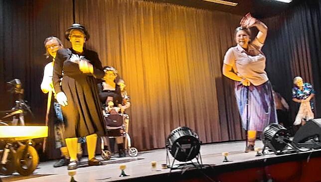 Bild 5: Beste Stimmung beim bunten Abend in Weilheim