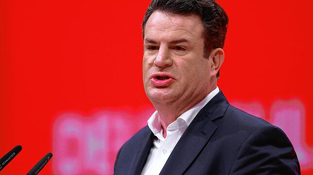 Bundesarbeitsminister Hubertus Heil beim SPD-Parteitag Anfang Dezember. (Archivbild)