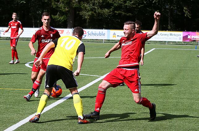 Bild 6: SV Eichsel siegt mit 4:0 beim FC Bergalingen &ndash; und wir haben Bilder!