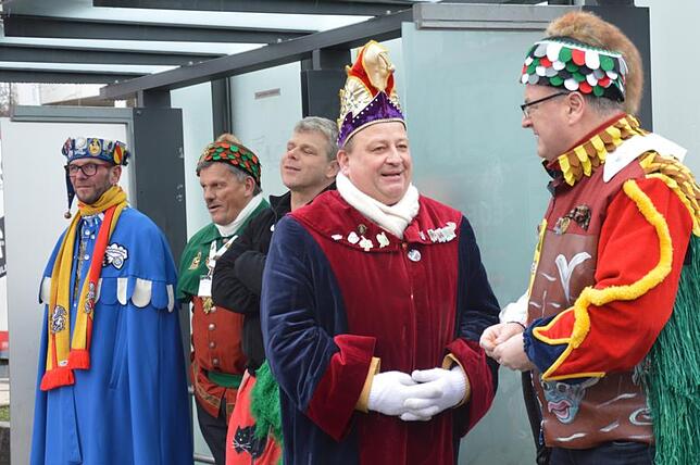 Bild 24: Bilder vom Narrensprung beim Ringtreffen des Alemannischen Narrenrings (Teil 2)