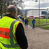 Mitarbeiter des Gemeindevollzugsdienstes (Bild), der Stadtpolizei und der Landespolizei kontrollieren rund um die Stadthalle Tiengen ...