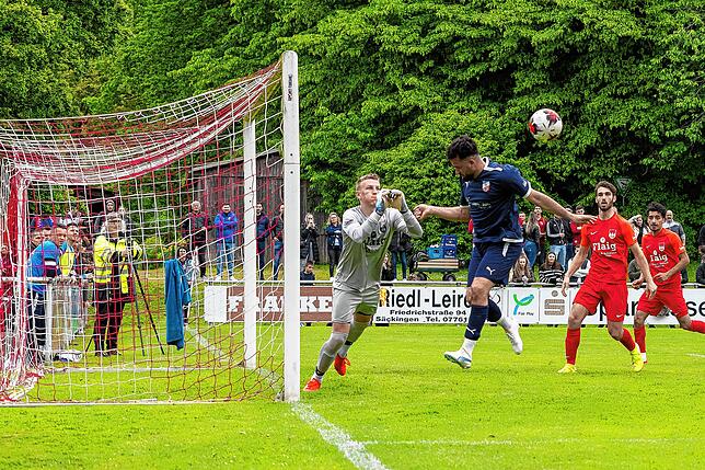 Bild 17: VfB Waldshut behält die Nerven am Elfmeterpunkt im Pokalfinale gegen FC Tiengen 08 &ndash; hier Fotos!