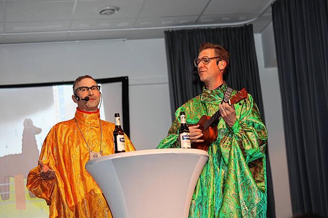 Bild 8: Zirkusfestival beim Sportlerball in Rietheim