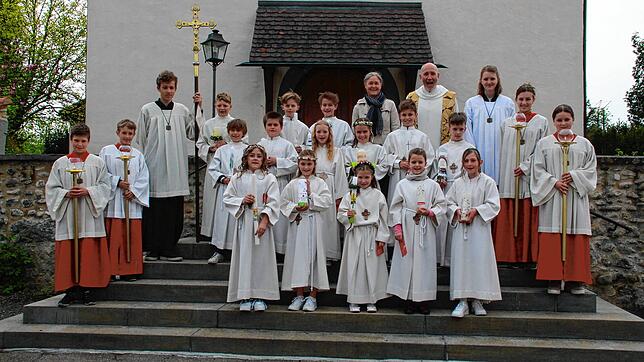 14 Kinder haben in der der Pfarrei St. Laurentius Markelfingen die Erstkommunion gefeiert.