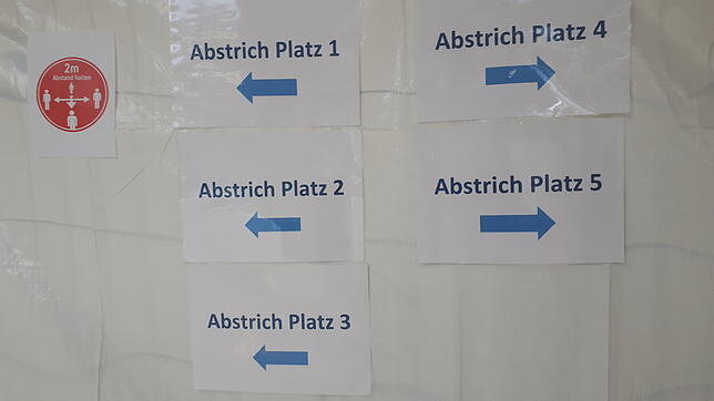 Im Abstrichzentrum in Schwenningen wurden am Montag 73 Menschen getestet.