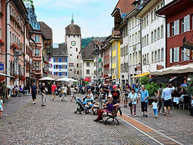 Die Kaiserstraße Waldshut war für einen Donnerstag belebter als sonst.