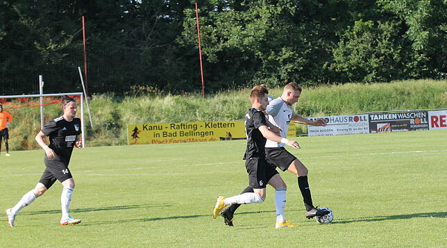 Bild 10: FSV Rheinfelden verliert Abstiegsduell beim VfR Bad Bellingen &ndash; wir haben die Bilder!