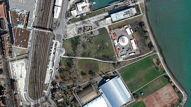 (Archivbild) Seit vielen Jahren ist das Areal Klein Venedig ein Fest- und Freizeitplatz für Konstanz: Zwischen der Kreuzlinger Arena ...