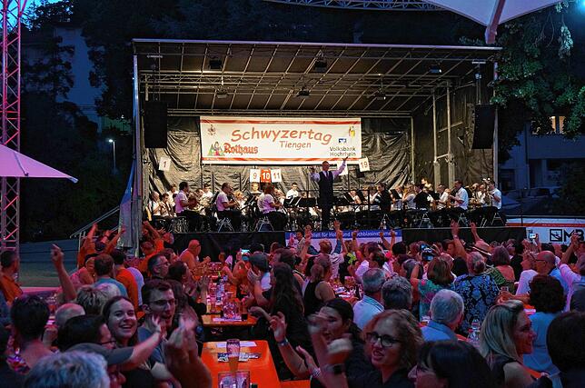 Bild 5: Wunschkonzert am Tiengener Schwyzertag – Stadtmusiker spielen groß auf (Teil 2)