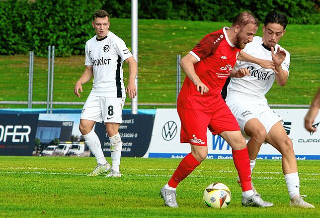 Bild 10: Beim 0:4 des FC RW Salem gegen FC Teningen waren wir mit der Kamera dabei!