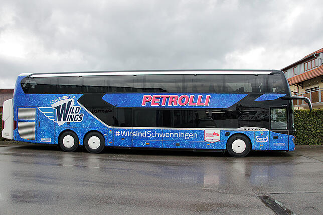 Der neue Mannschaftsbus der Schwenninger Wild Wings ist 14 Meter lang, vier Meter hoch und 2,5 Meter breit.
